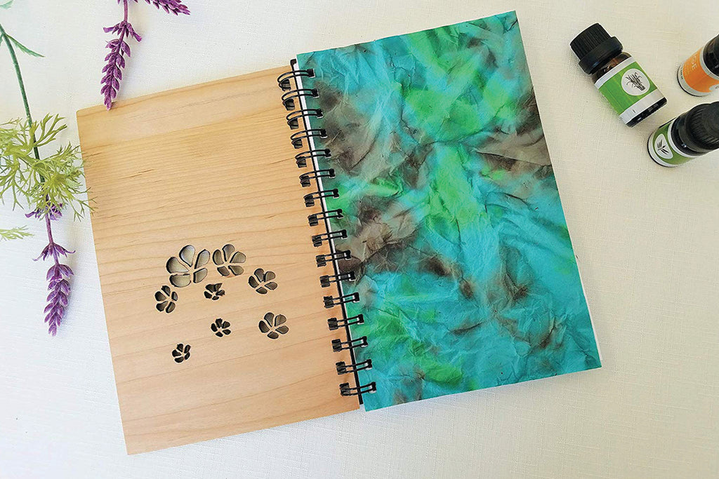 Essential Oil Flowers Personalized Wood Journal - Cades and Birch 