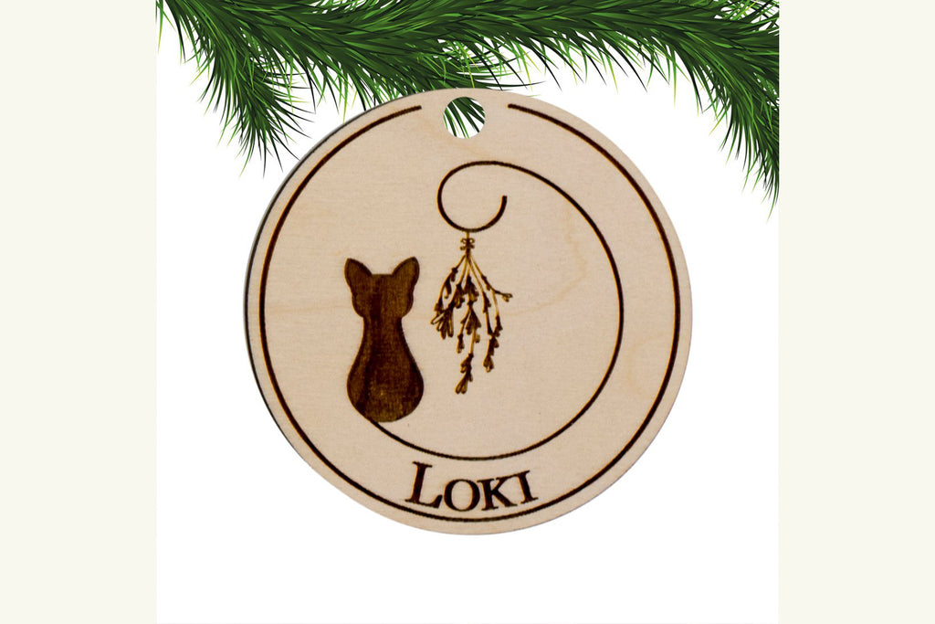 Kitty Under the Mistletoe - Personalized Pet Christmas Ornament - Cades and Birch 