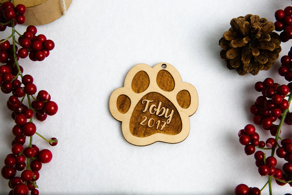 Including Your Furry, Feathery and Scaly Family Members in the Festivities: Personalized Pet Ornaments