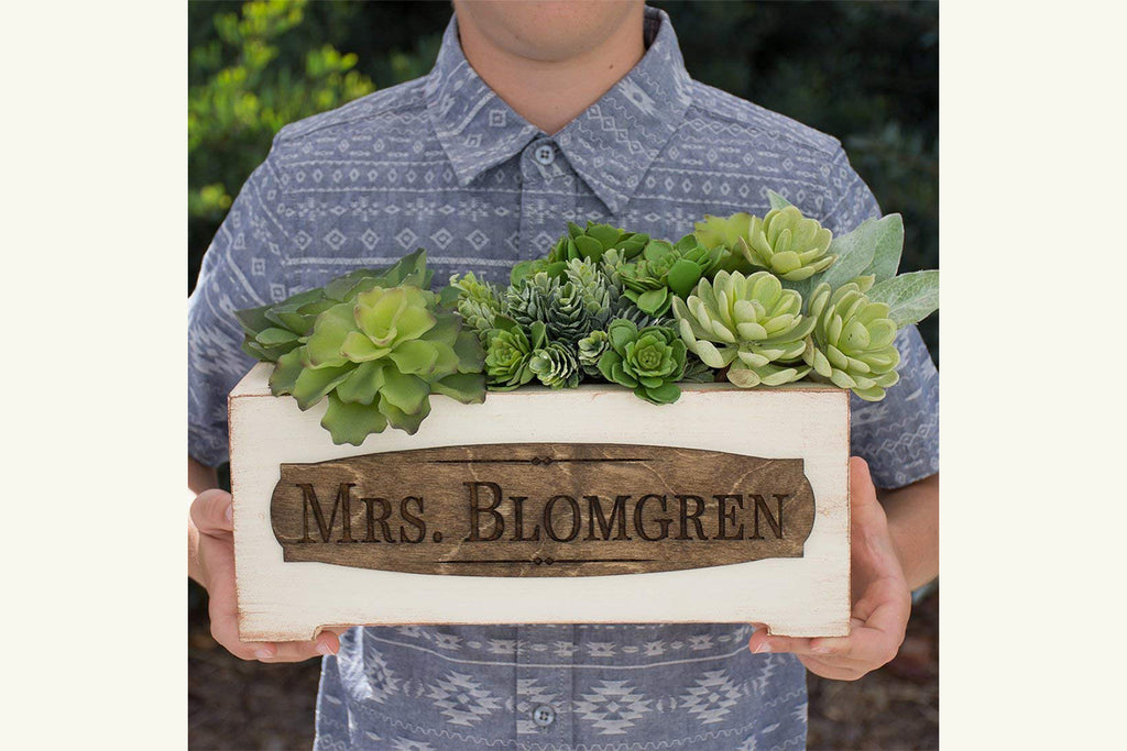 Vintage Style Personalized Planter Box - Cades and Birch 
