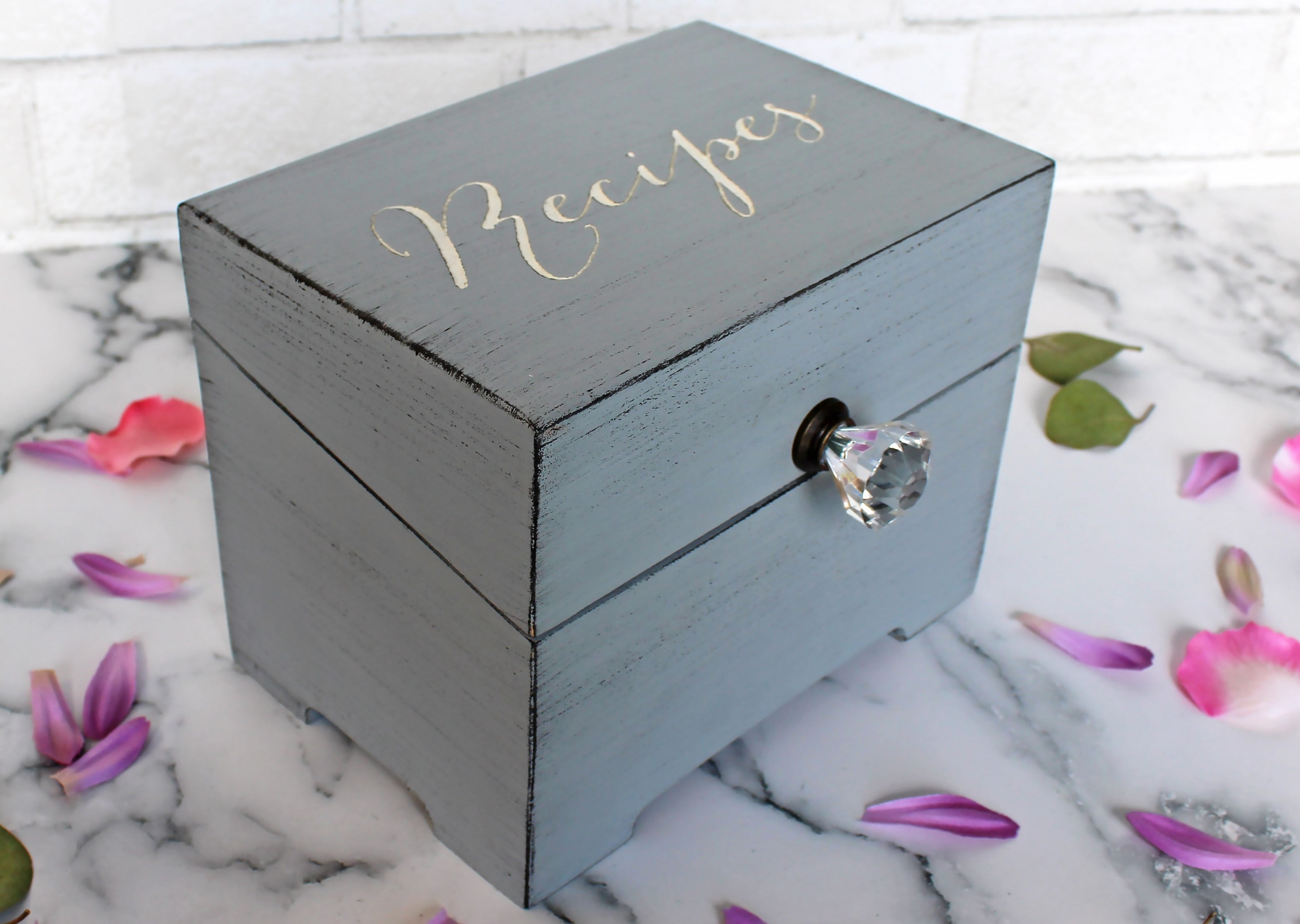 Customized Small Wooden Gift Box with Dividers for Essential Oil