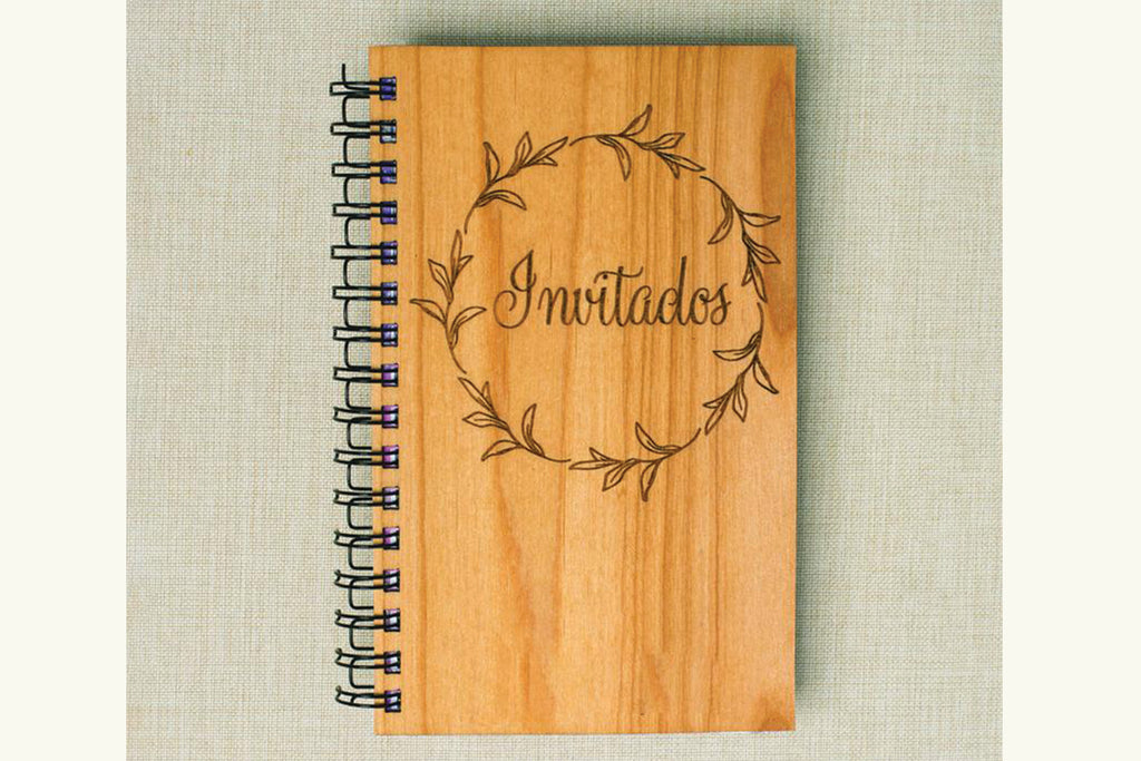 Invitados Personalized Wedding Guest Wood Journal - Cades and Birch 