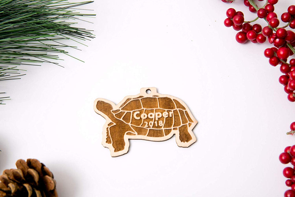 Tortoise Personalized Christmas Ornament - Cades and Birch 