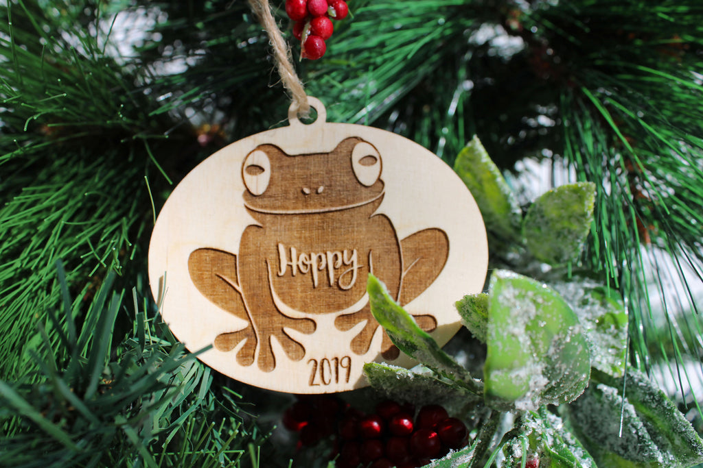 Frog Christmas Ornament - Personalized with Name and Year - Cades and Birch 